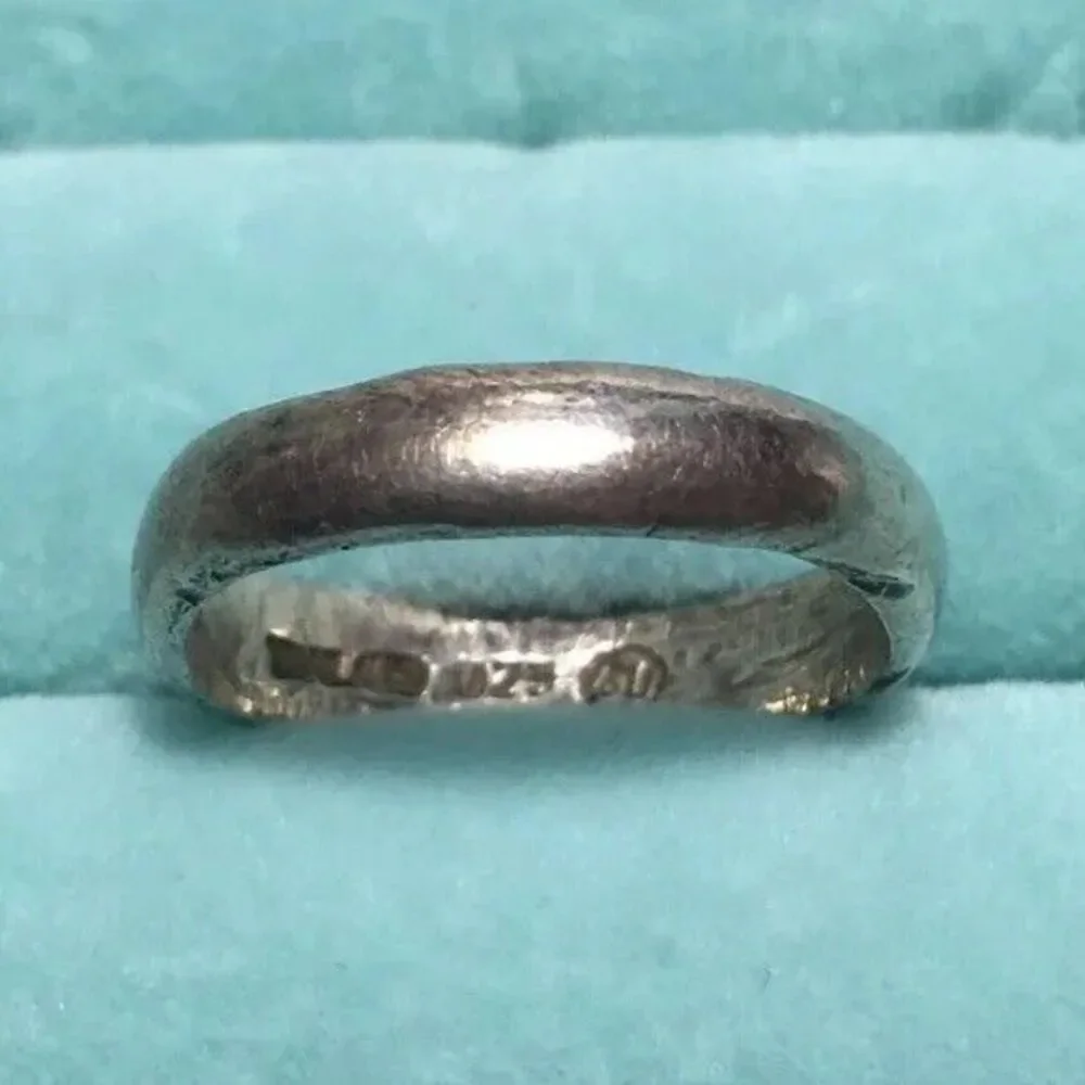 Sterling Silver Band Thailand Signed SU